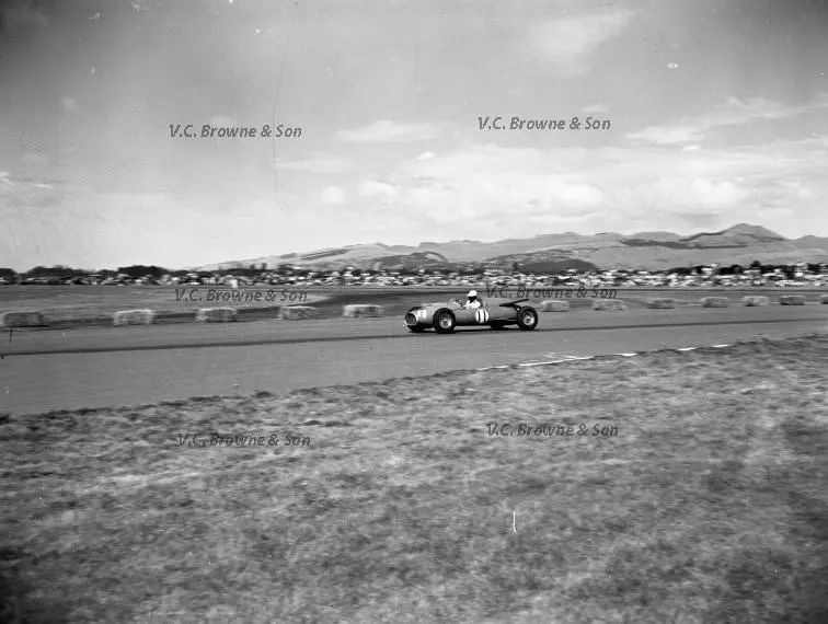 Wigram car races (PB1501/5)