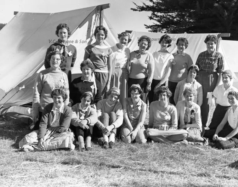 Easter Camp (PB2311/6)