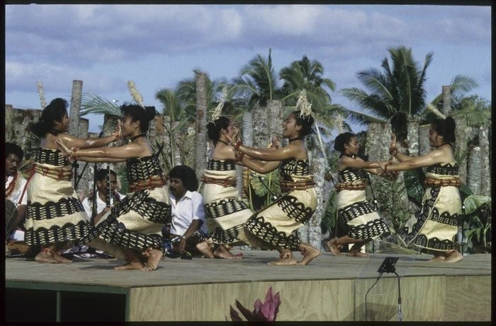 Tongan women performing at the 6th Festival of Pacific Arts, Rarotonga, Cook Islands