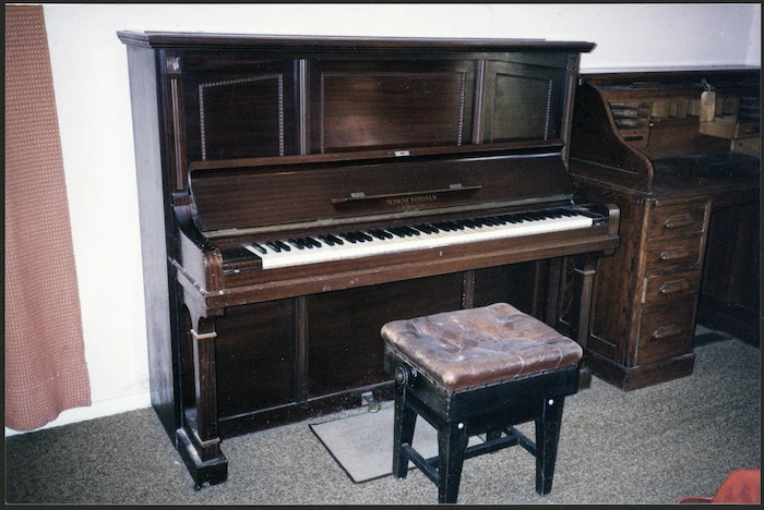Douglas Lilburn's piano