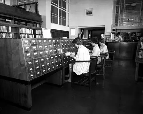 Wellington Central Public Library Commercial Room: catalogue