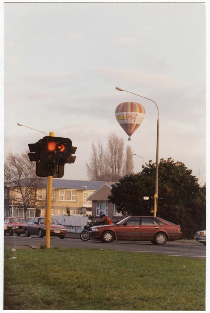More FM Hot air balloon