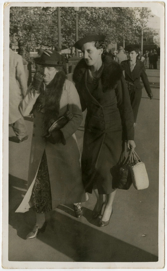 Mavis and Alice Howarth, in Christchurch city