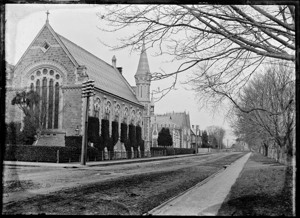 Rolleston Avenue