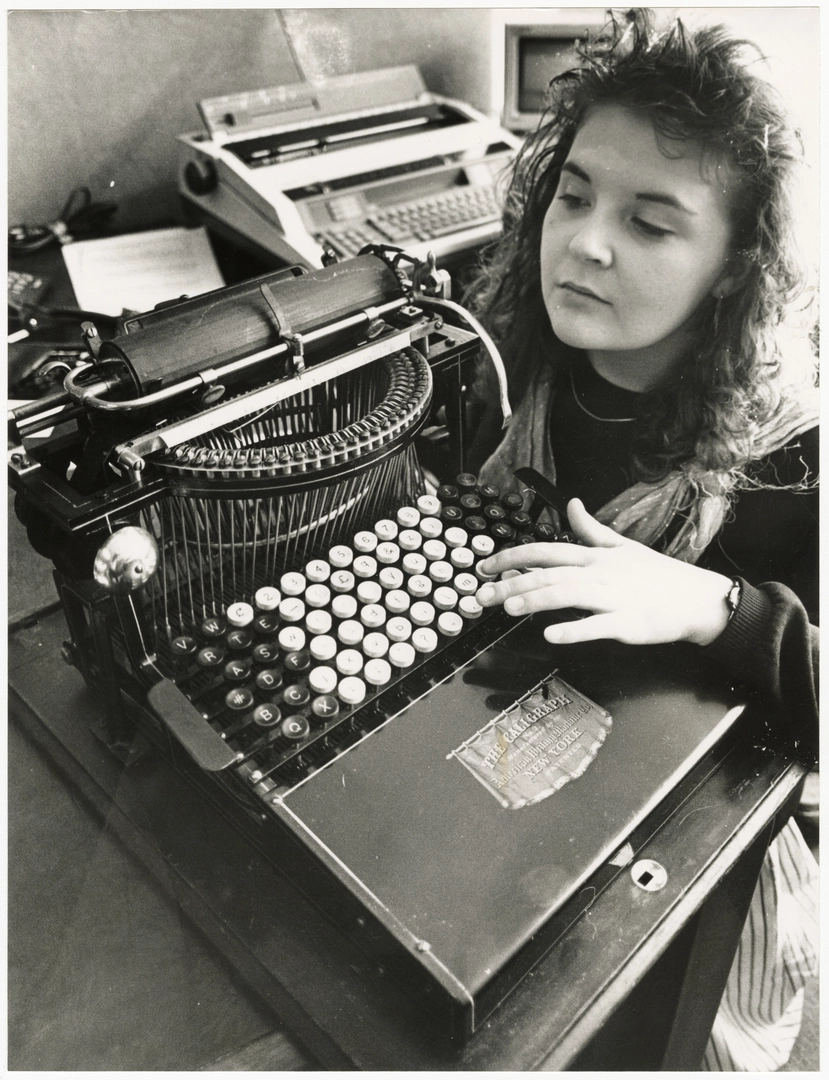 1881 American Caligraph typewriter