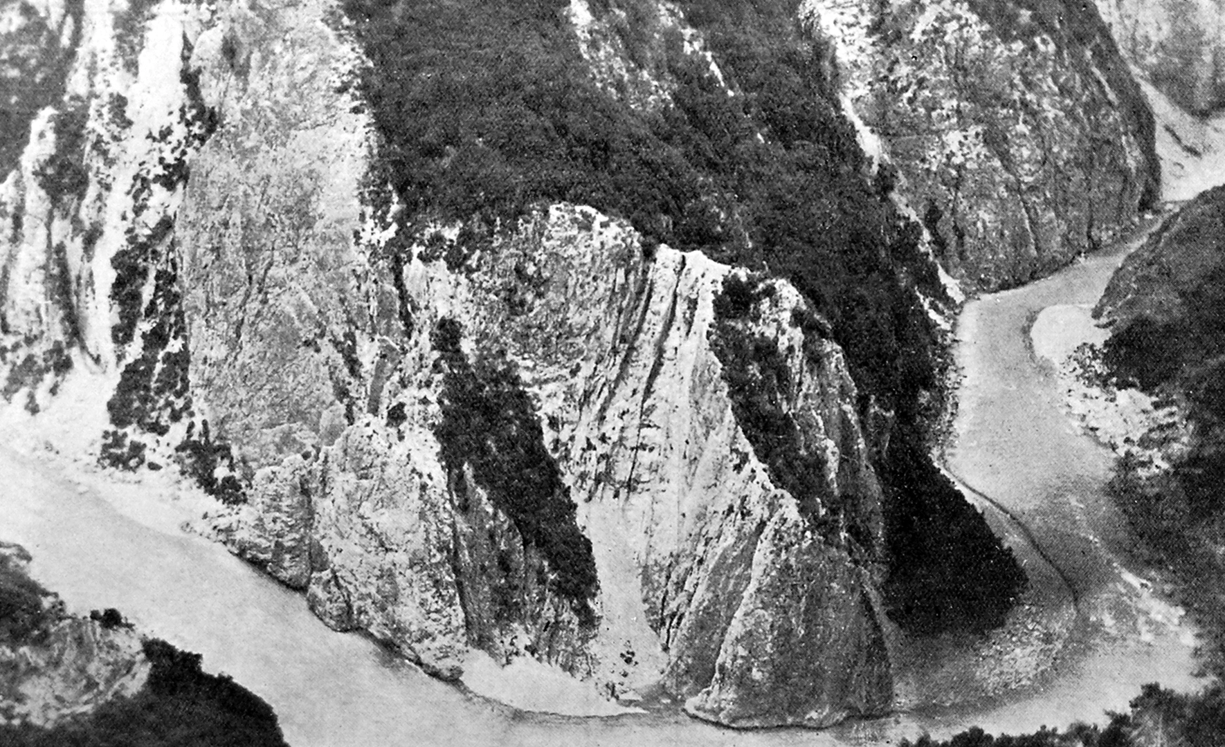 The Waimakariri river: a remarkable bend in its course