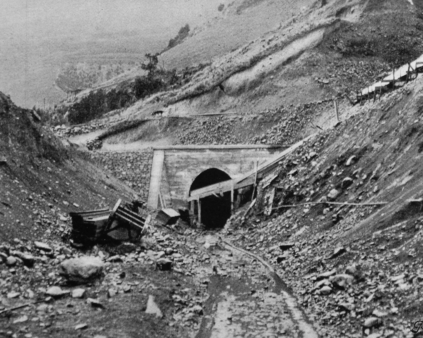 The mouth of the Staircase tunnel (West End)