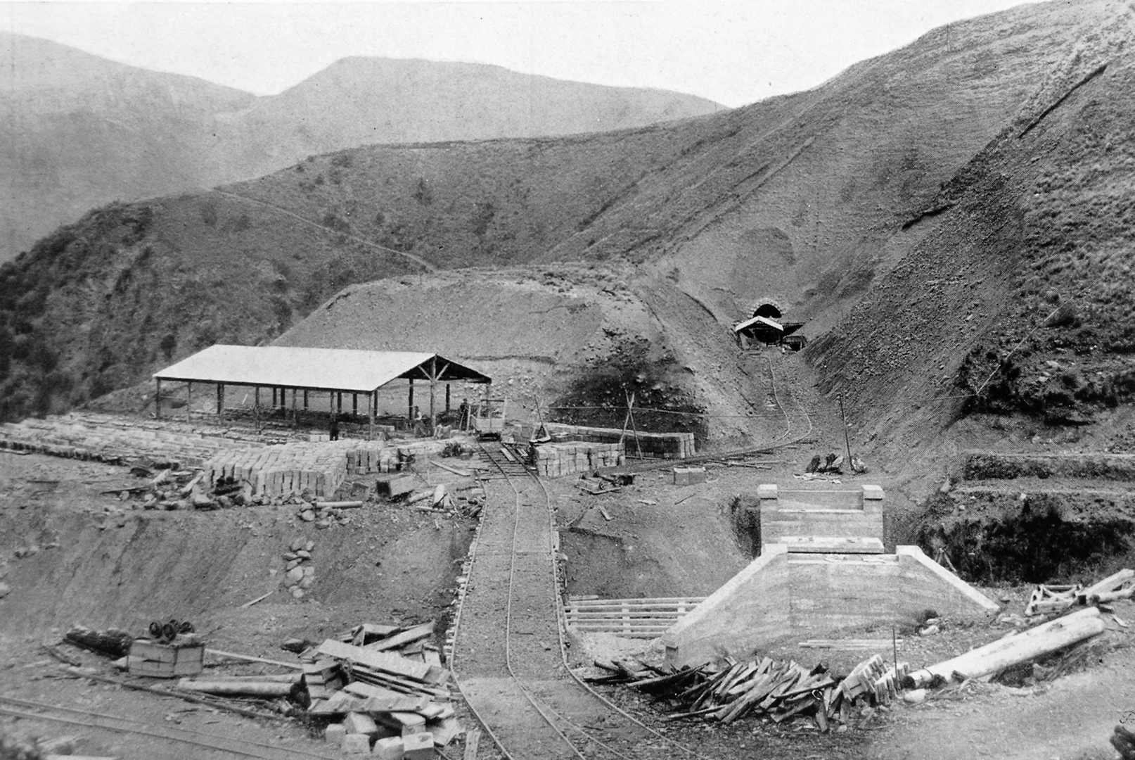 No. 8 Tunnel and block making shed, Blakiston