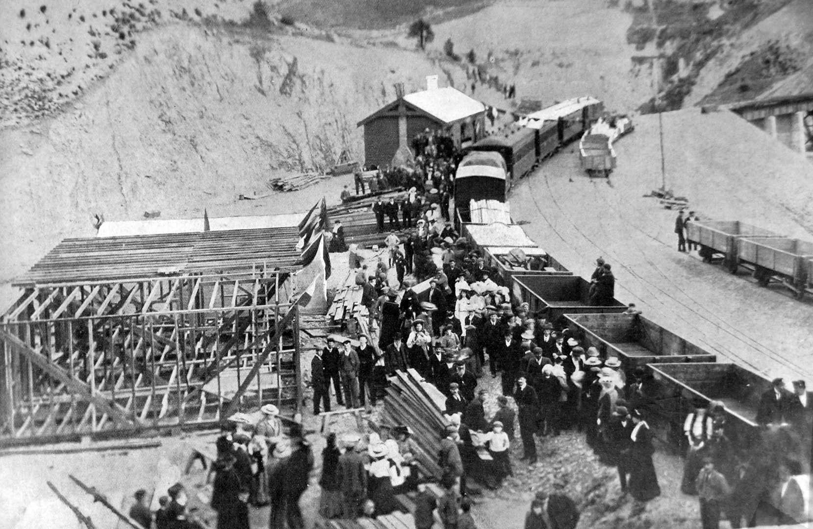 The first passenger train from Broken River to Christchurch