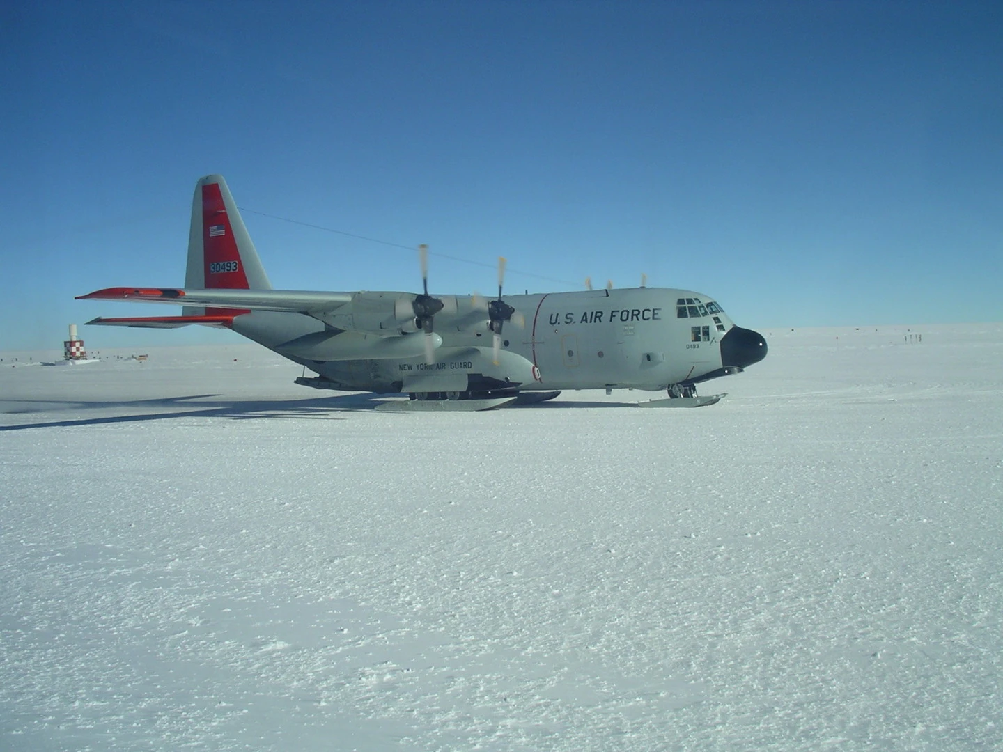 LC-130 Hercules at Amundsen-Scott South Pole Station