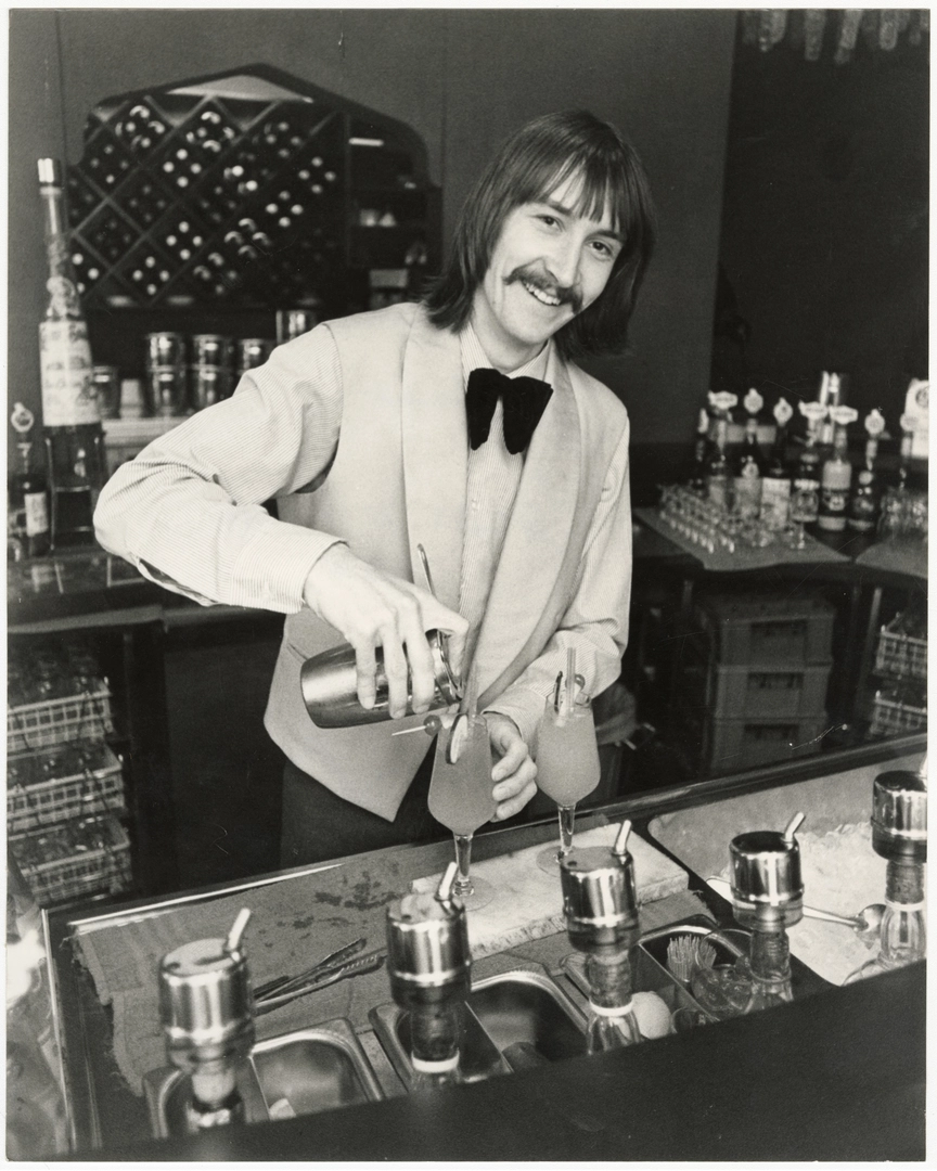 Dennis Robinson, Erewhon bartender