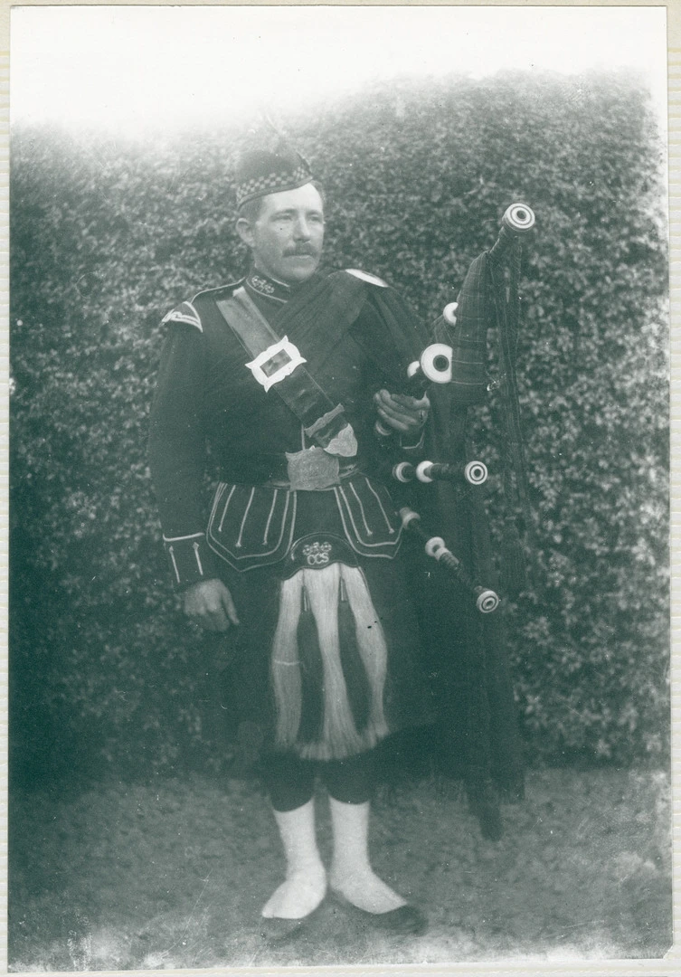 Owen the piper