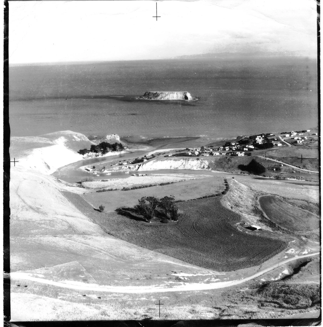 Motunau Beach