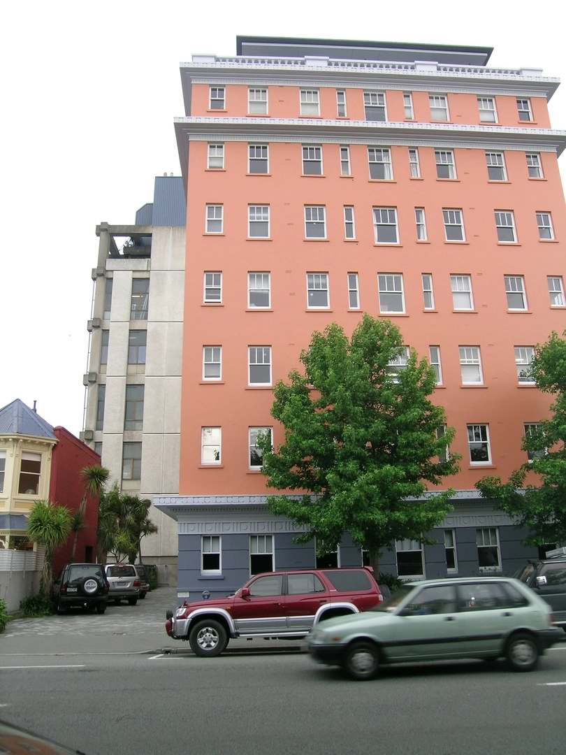 St Elmo Courts