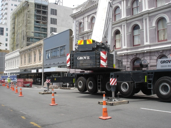 Crane on Gloucester Street