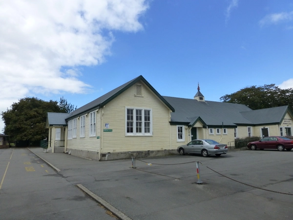 Wharenui School