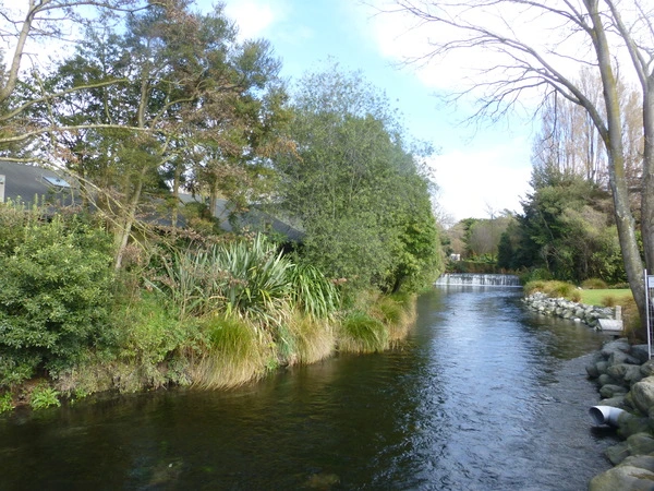Avon River at end of Wood Lane