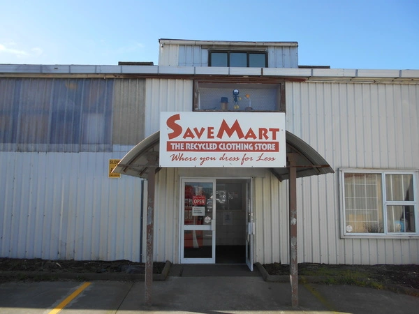 SaveMart Recycled Clothing Store in Hornby