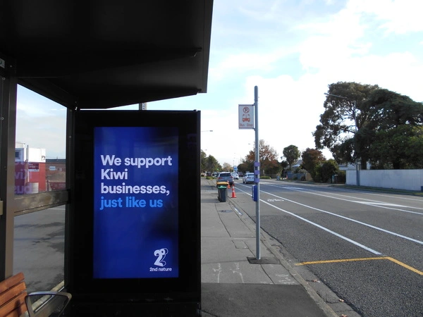 2 Degrees sign at bus stop