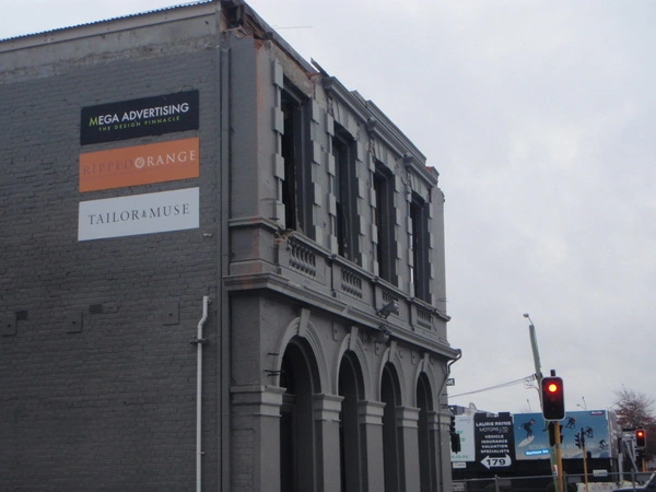 Former Crown Hotel, 192 Moorhouse Avenue