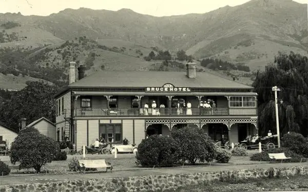 Bruce Hotel in AkaroaJan Shuttleworth collection