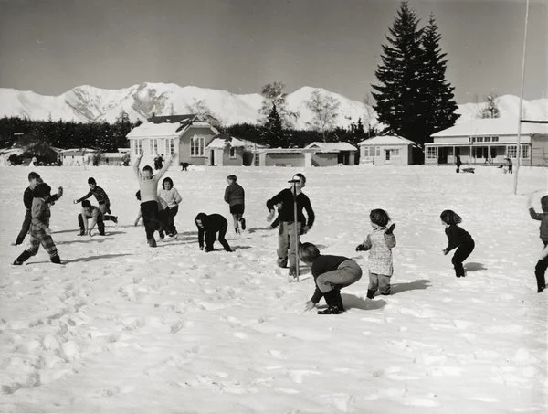 Hanmer Springs School snow fight