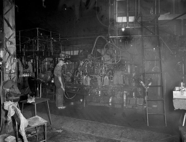 Crown Crystal Glass Works bottle machine