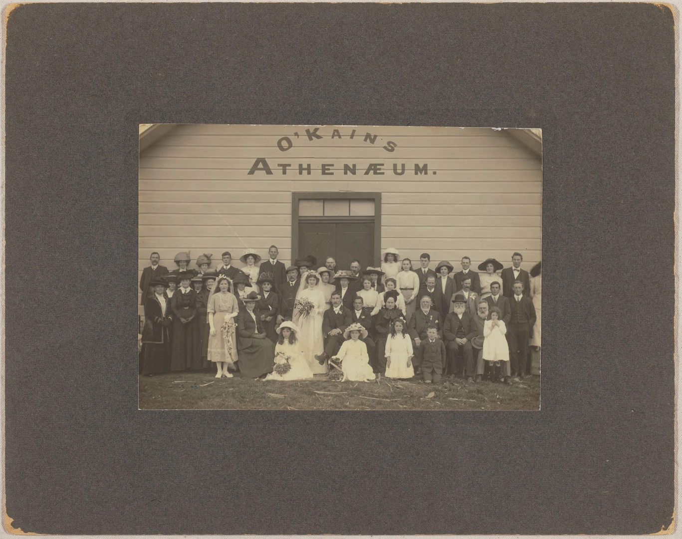 Wedding of Lucy Harris and Vic Pidgeon