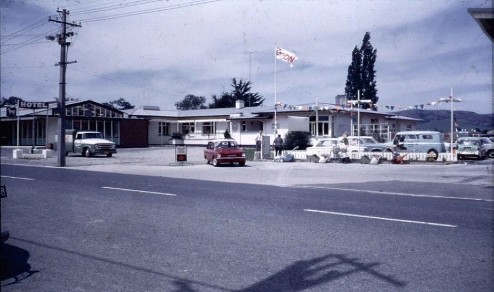 White Horse Inn, Milton 1960s