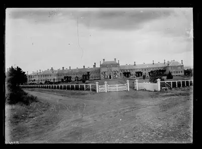 [Avondale Lunatic Asylum  main building and grounds]