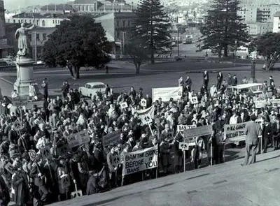 Campaign for Nuclear Disarmament parade on Parliament, 1962.