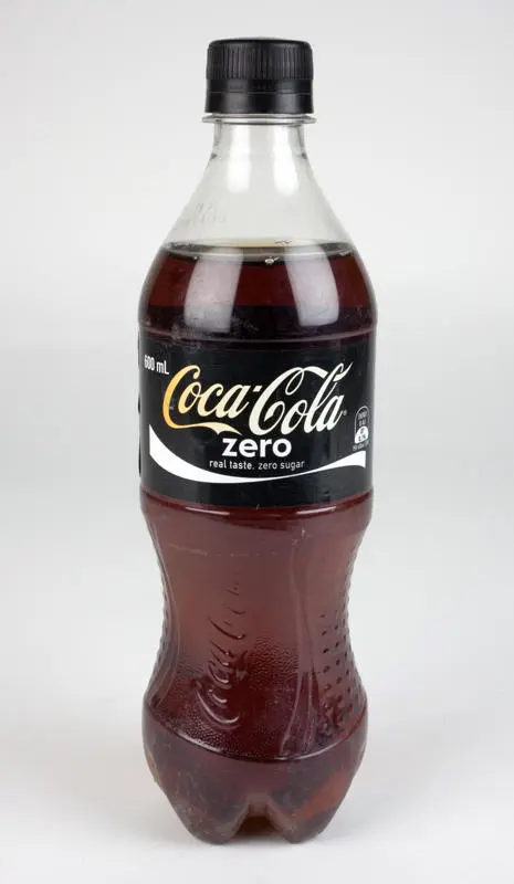Bottle: Coca Cola Zero