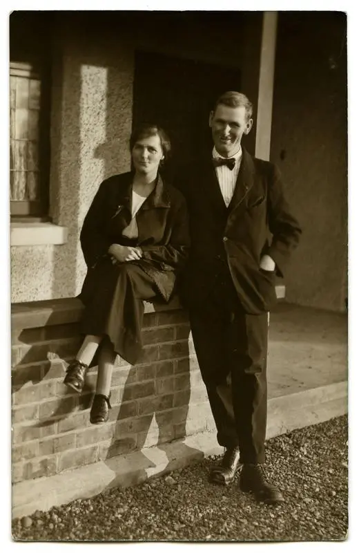 Photograph, Black and White: Molly and Ken Lovell-Smith, 4 June 1924