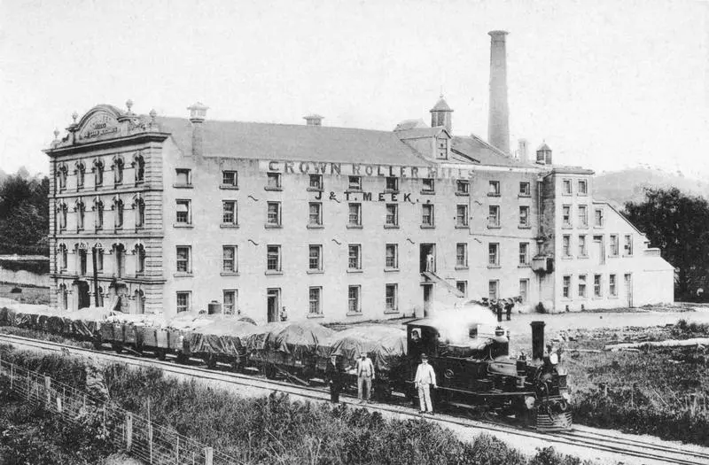 Meek's Mill & small locomotive train