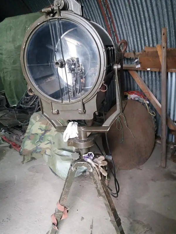Searchlight MX model 4