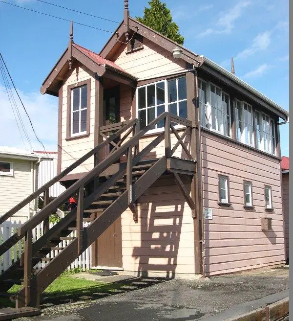 Building Mt Albert Signal Box