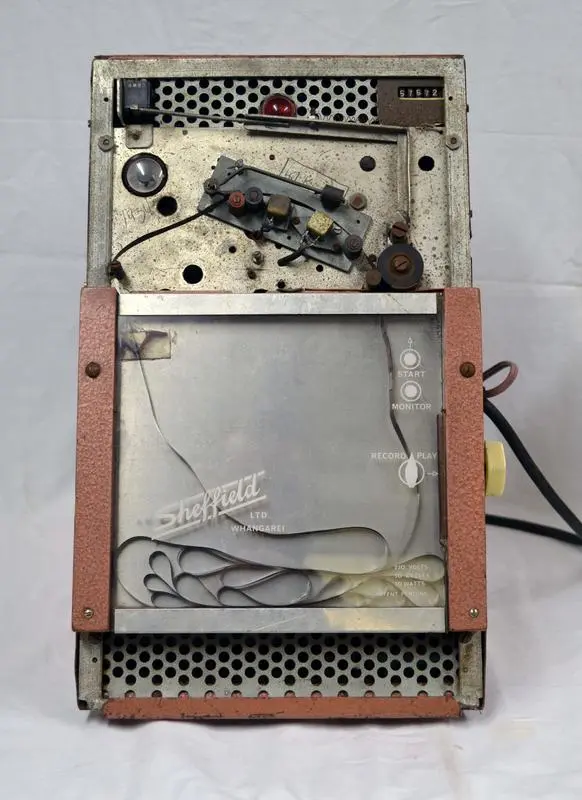 Telephone Answering Machine