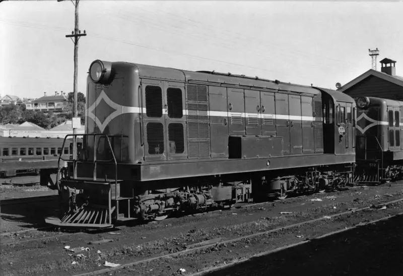 Diesel locomotive De 503 at Auckland 1953