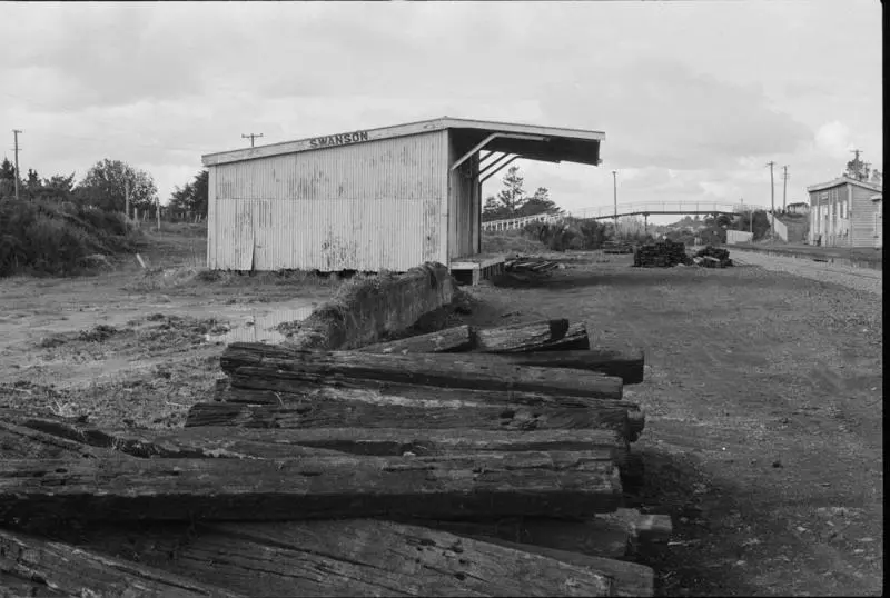 Photograph of goods shed, Swanson railway station