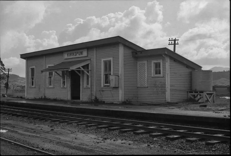 Photograph of Kirikopuni railway station