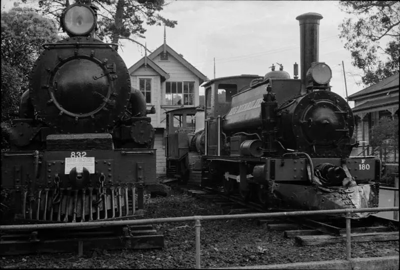 Photograph of locomotives AB 832 and F 180