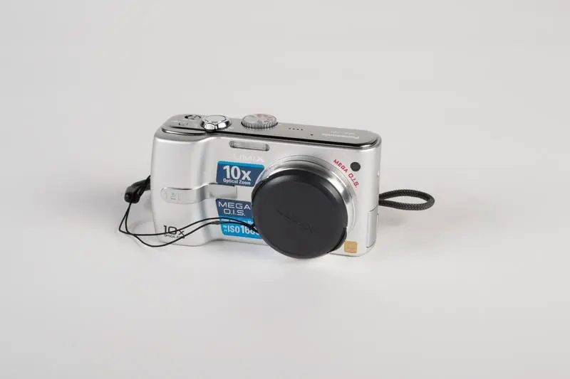 Digital Camera Panasonic Lumix DMC-TZ1