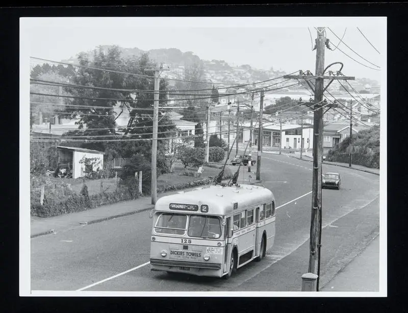 Trolley bus 125 on route 2 Ponsonby