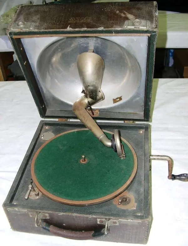 Gramophone Decca