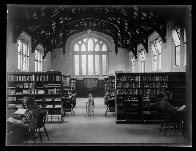 Nelson College Library, interior
