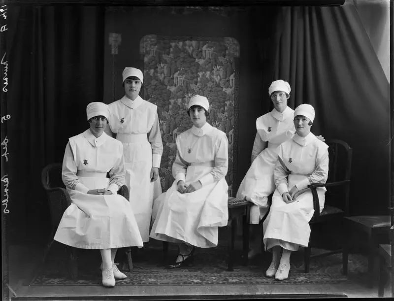 Unknown, Nurses