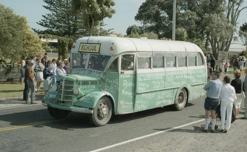 Warea School Centenary, Parade