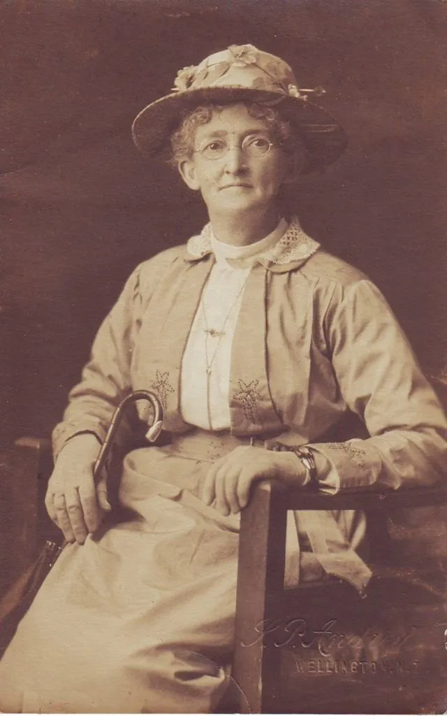 Mrs Emily Nicol (nee Gingell), Shannon librarian 1924 - 1947