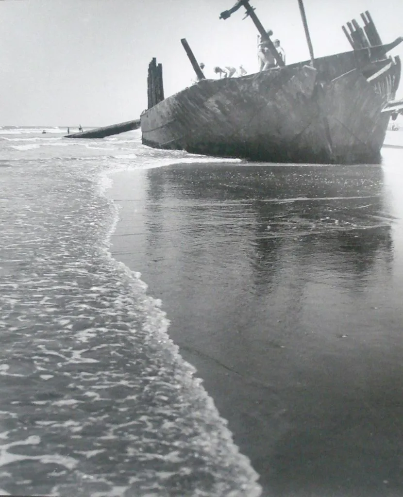 'Hydrabad' shipwreck, Waitarere Beach, c.1950's