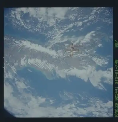 STS081-748-087 - STS-081 - Mir space station as seen after undocking